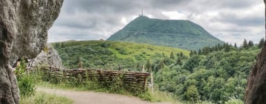 Puy-de-Dome-Grottes-du-Clierzou-Puy-Pariou-2.jpeg