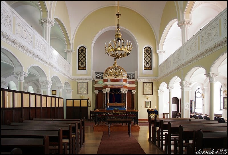 Jinsiy aloqa paytida oldirilgan Qalam bilan chizilgan yalangoch qizlarning rasmlari