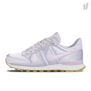 wmns internationalist qs