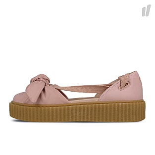 wmns fenty bow creeper sandal