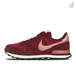 wmns internationalist