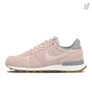 wmns internationalist