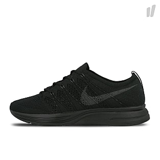 flyknit trainer