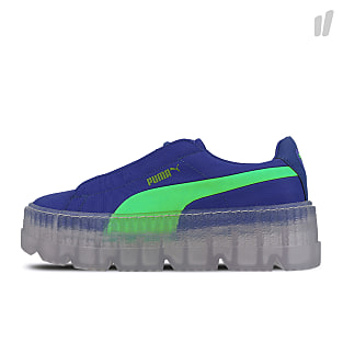 wmns cleated creeper surf