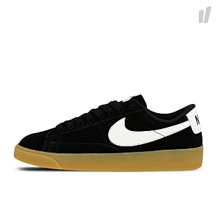 wmns blazer low suede