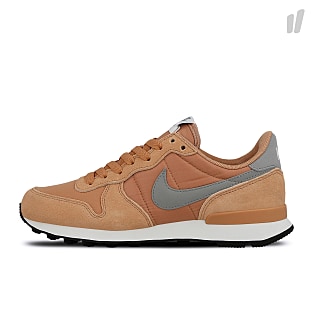 wmns internationalist