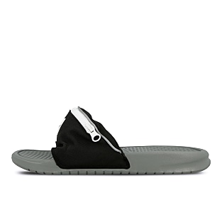 Nike benassi jdi fanny pack discount cool grey