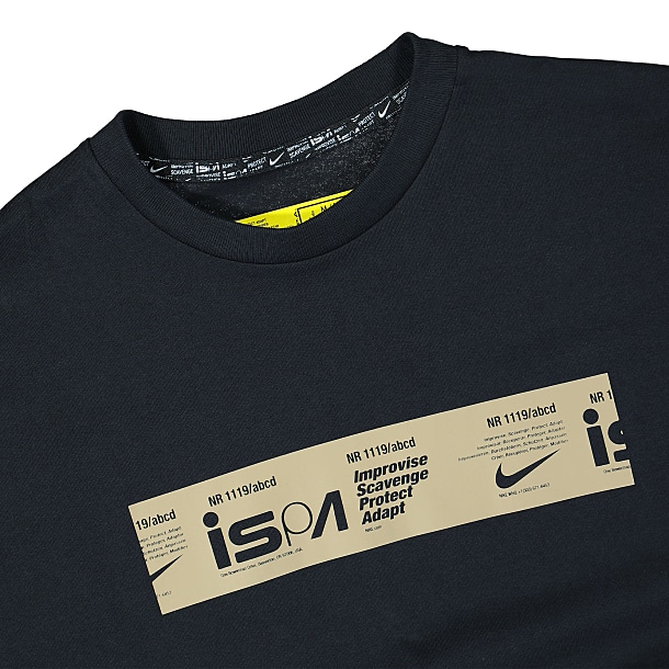 Nike ISPA Men's Graphic T-Shirt.