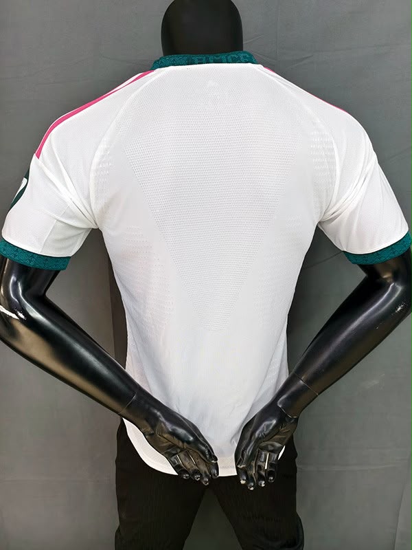 CAMISETA OFICIAL REAL MADRID DAMA TEMPORADA 26/27 vista 3