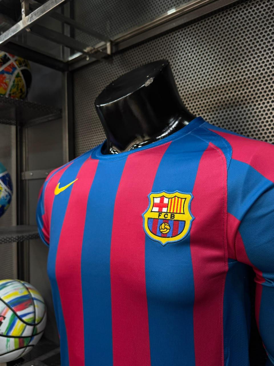 CAMISETA OFICIAL FC BARCELONA 2006 RONALDINHO vista 3