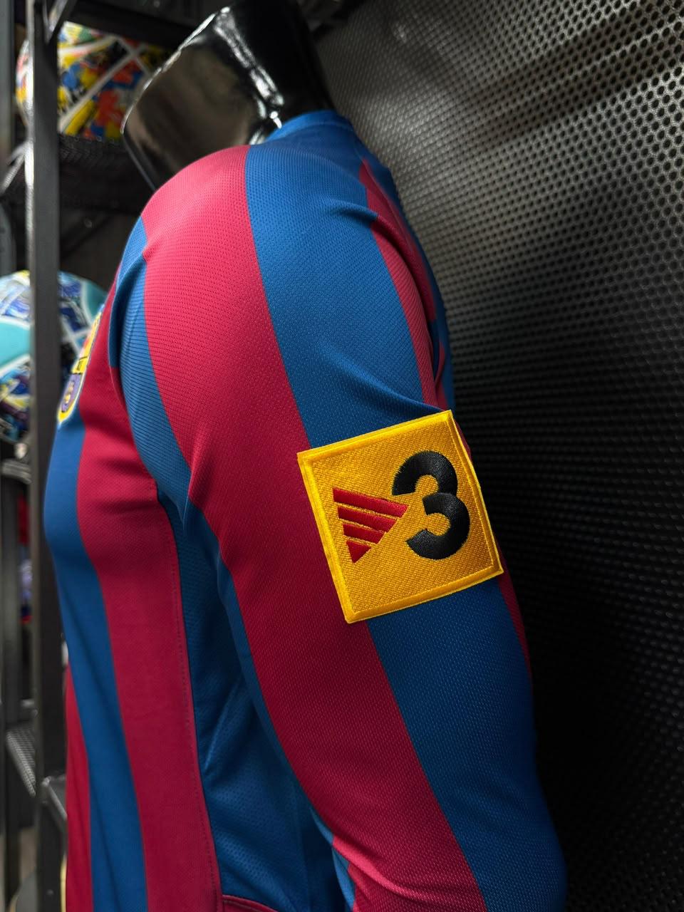 CAMISETA OFICIAL FC BARCELONA 2006 RONALDINHO vista 4