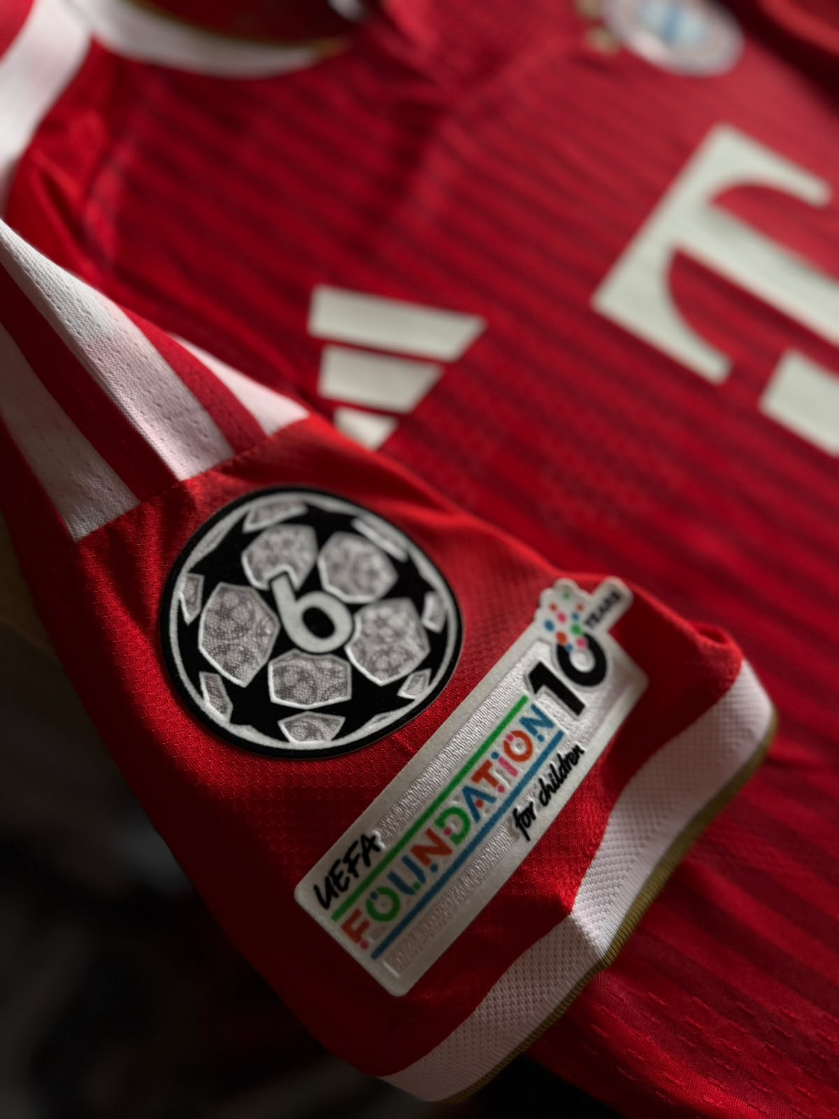 CAMISETA OFICIAL BAYER MUNICH TEMPORADA 26/27 LOCAL vista 4