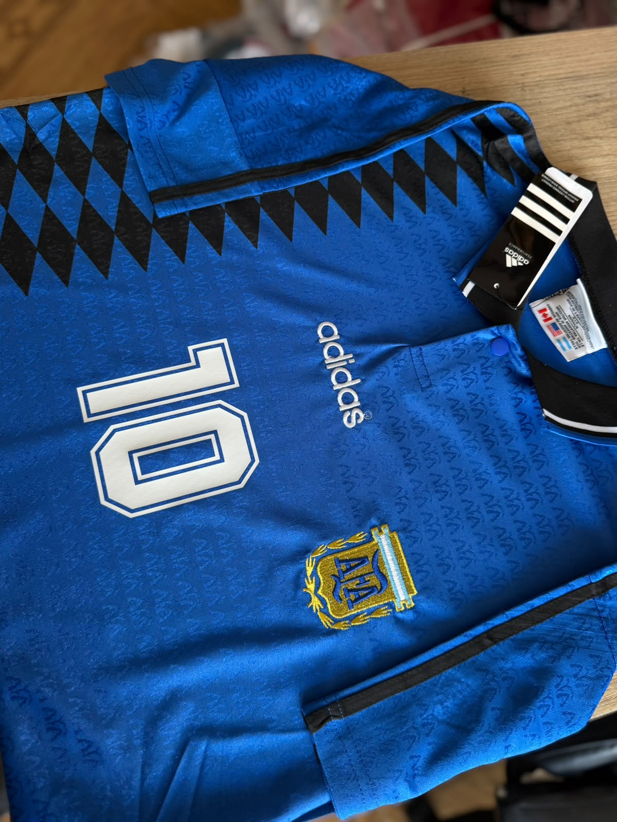 CAMISETA RETRO CLÁSICA ARGENTINA COPA MUNDO 94 MARADONA #10 CALIDAD GAMA ALTA vista 2