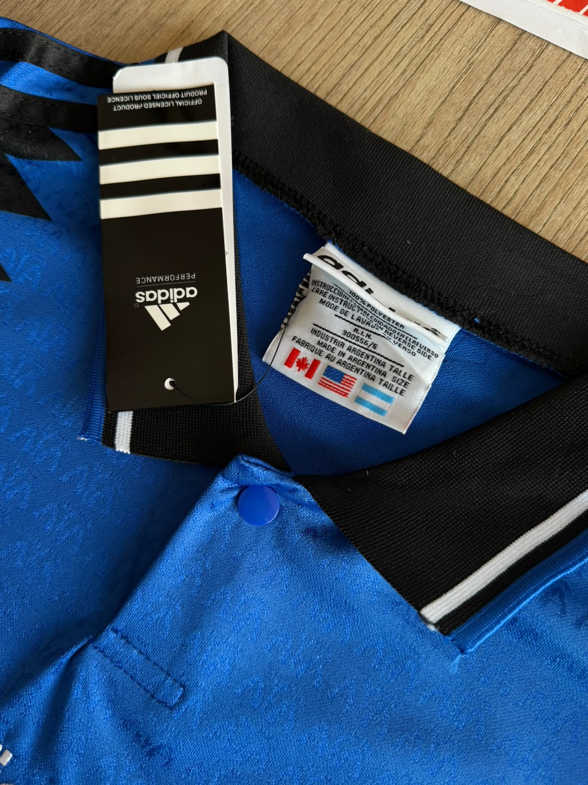CAMISETA RETRO CLÁSICA ARGENTINA COPA MUNDO 94 MARADONA #10 CALIDAD GAMA ALTA vista 4