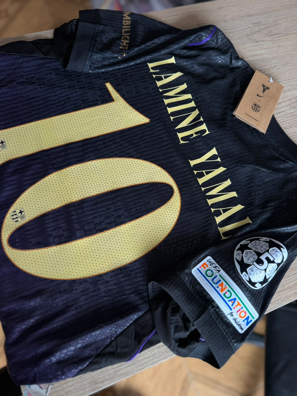CAMISETA OFICIAL FC BARCELONA VERSIÓN KOBE-MAMBA-MENTALITY 26/27 vista 3