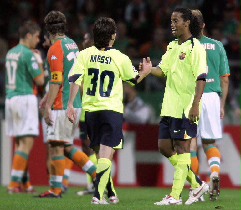 CAMISETA RELIQUIA RETRO-COLECCIÓN FC BARCELONA AÑO 2005 vista 5