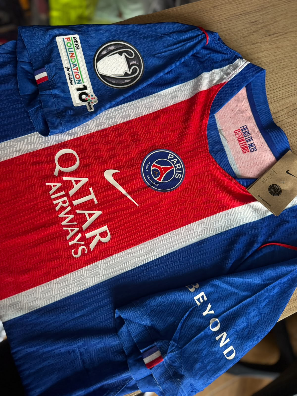 CAMISETA PLAYER PSG LOCAL TEMPORADA 26/27 vista 2