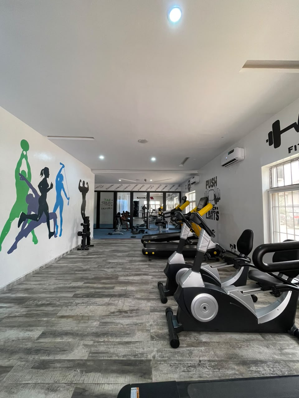 vcvera/gym-01_dgnoe5