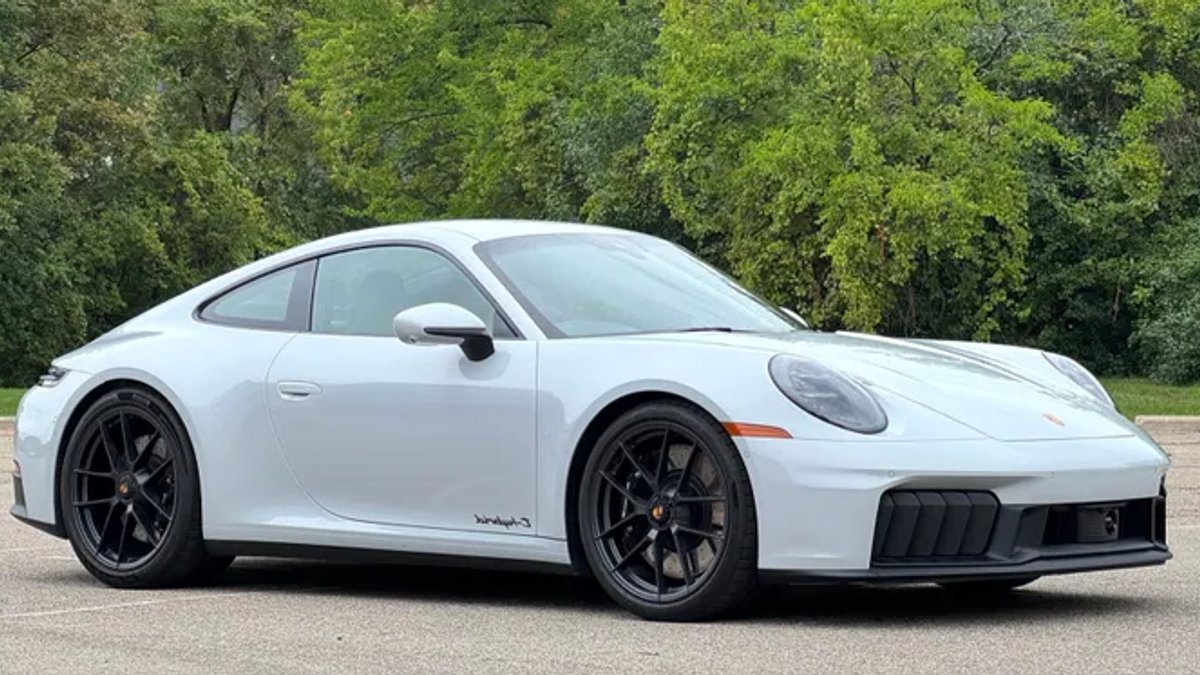 Porsche's 911 T-Hybrid boosts performance with electric assistance - 911 t-hybrid