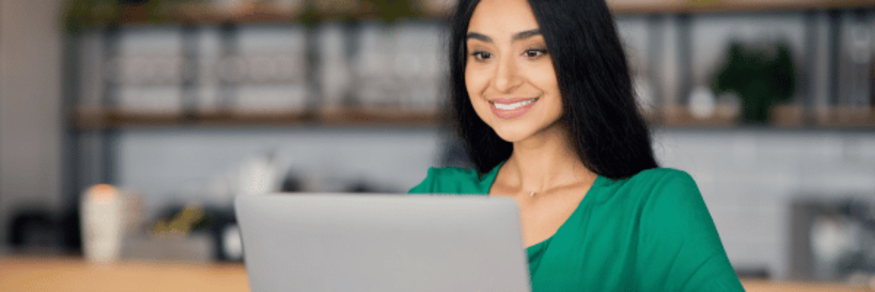 lady on laptop