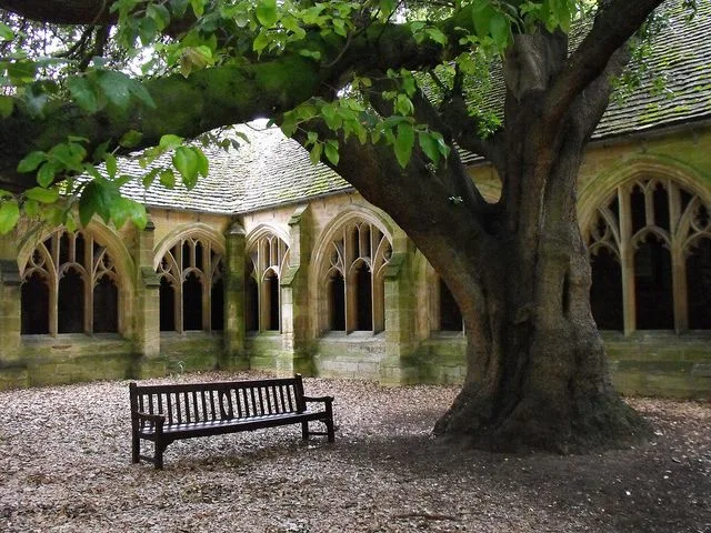 new-college-courtyard-oxford