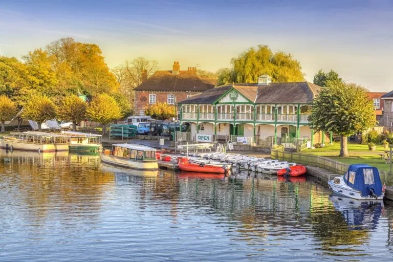 stratford-upon-avon-with-river