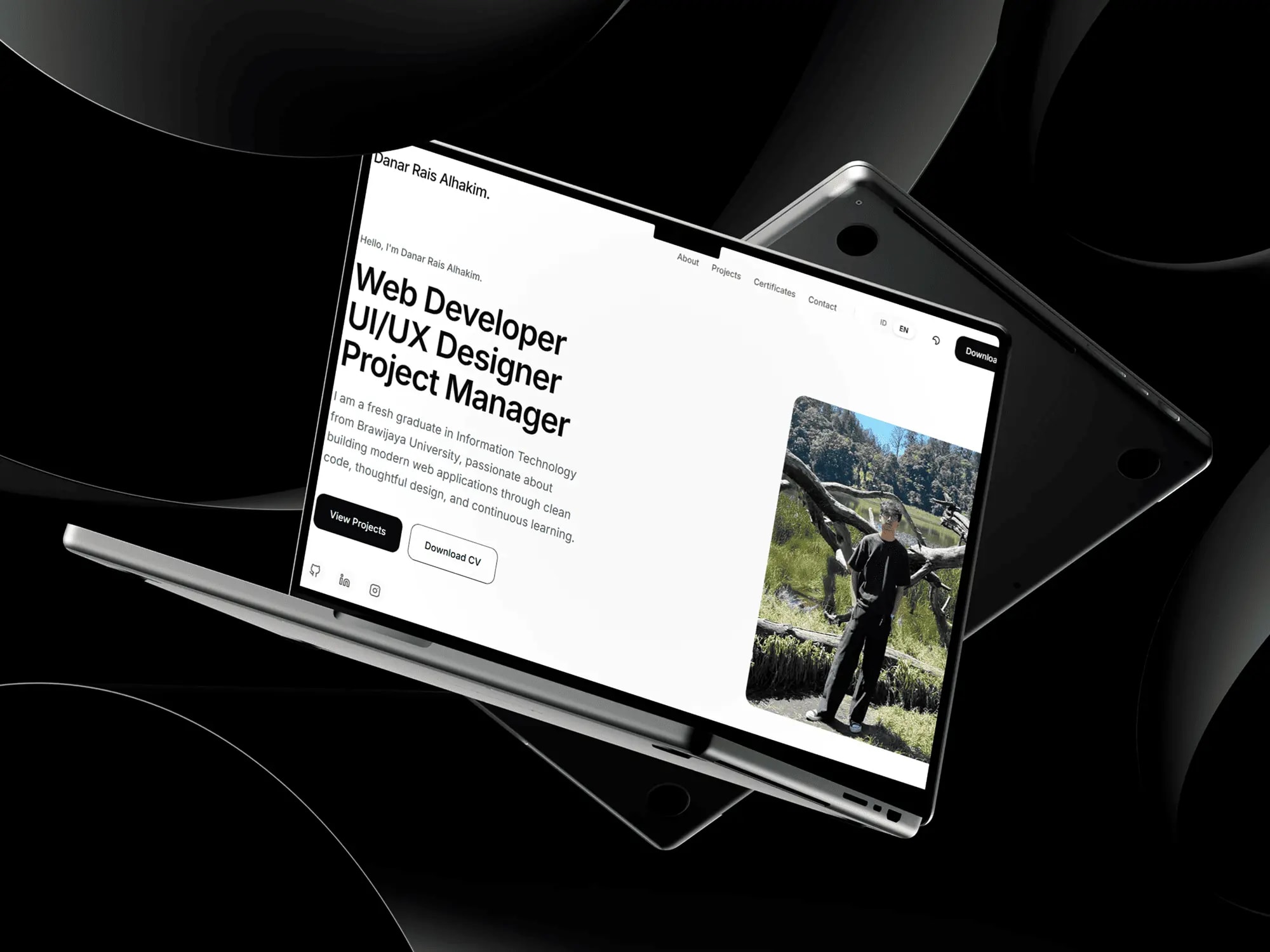 Website Portfolio Rais