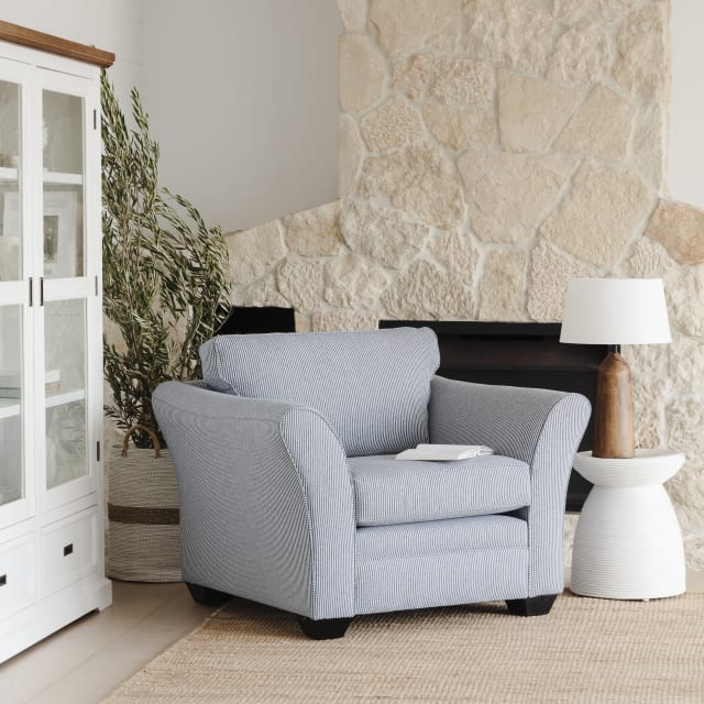 Oz design armchairs top