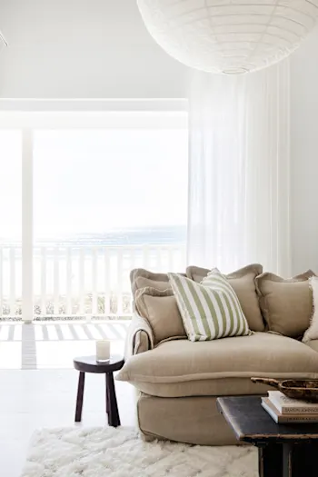 220822THREEBqld-8999