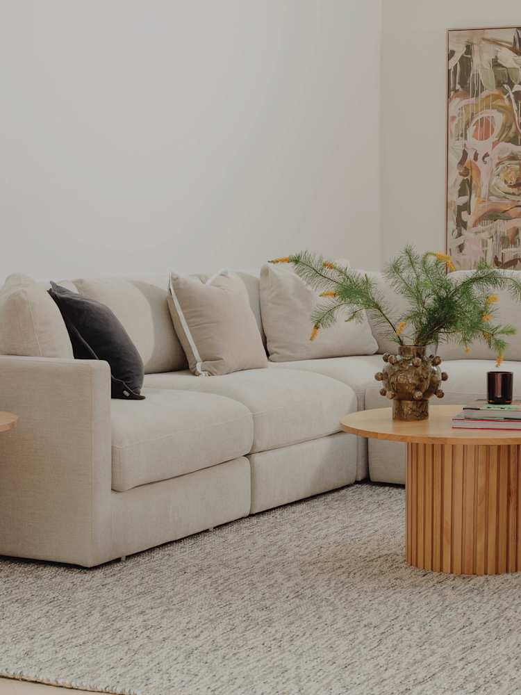 W26-Sofas-BG