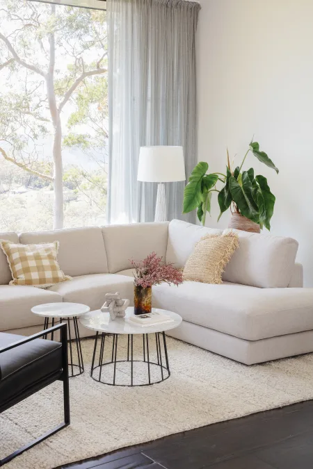 temple_sofa-223
