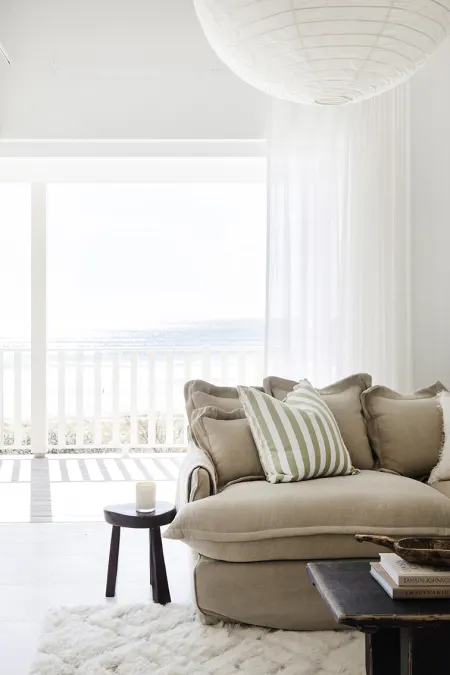 220822THREEBqld-8999