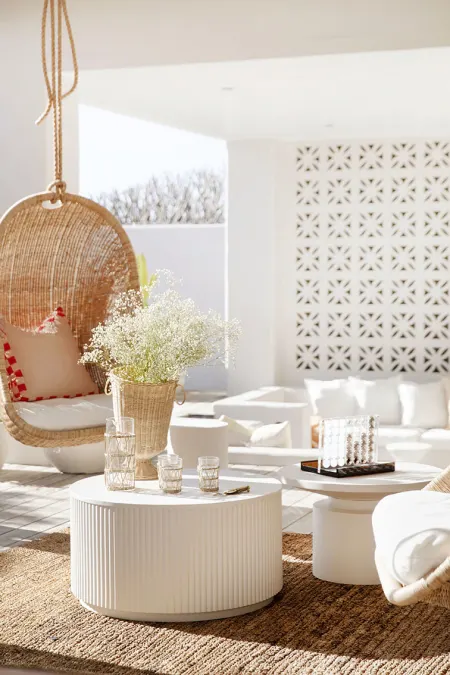 220822THREEBqld-9487