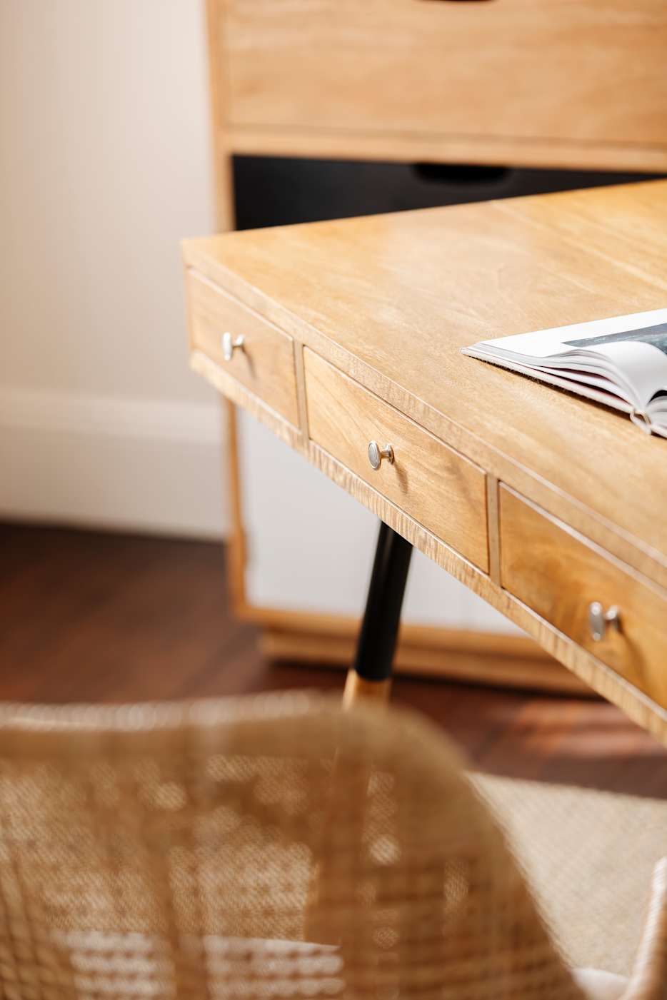 Kortina_Desk_Details-5019