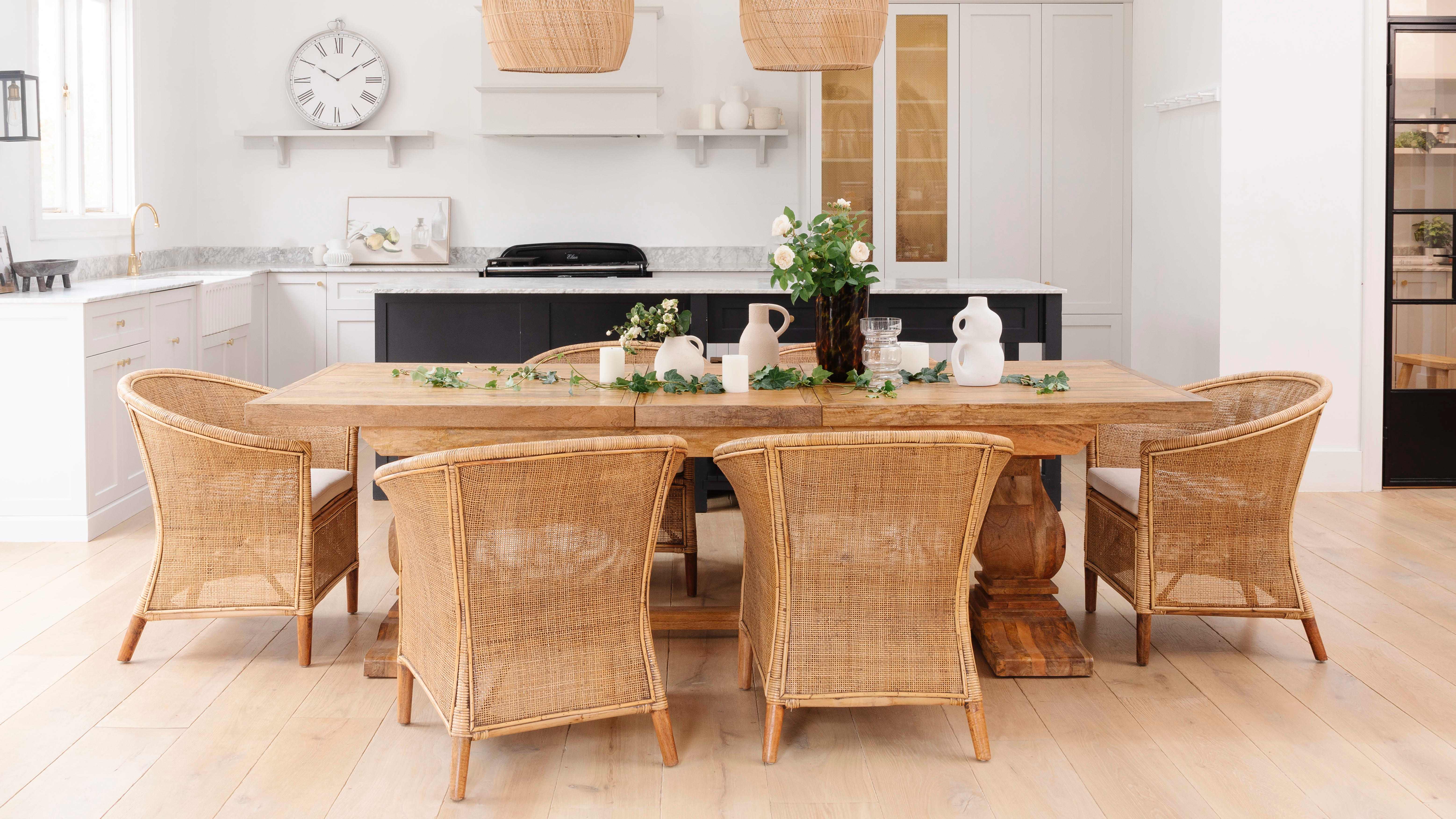 roman_dining-129