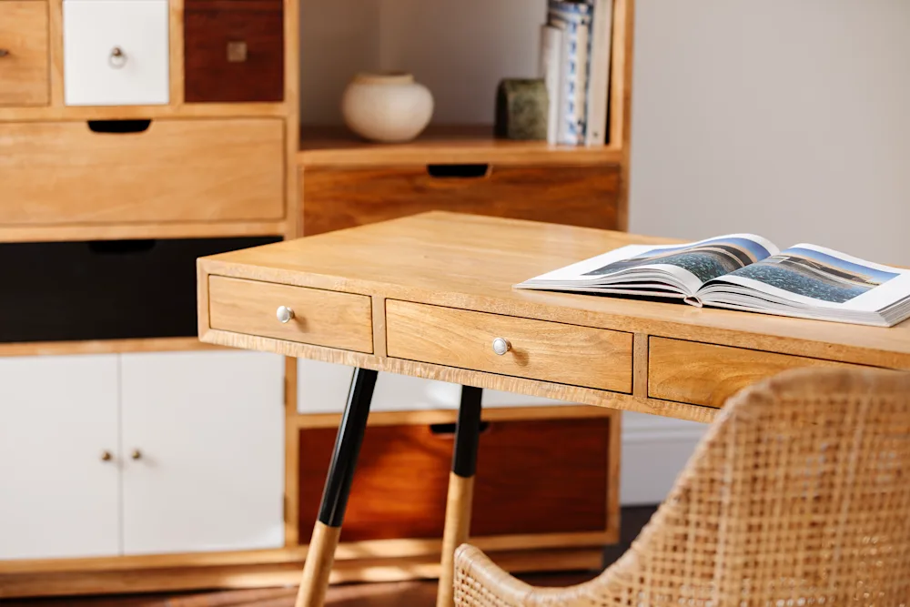 Kortina_Desk_Details-5015