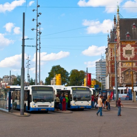 Zo laat je Zero Emissie stadsbussen rijden in Amsterdam
