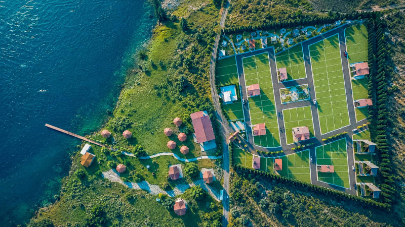 Club Turístico Laguna Dorada: Así nace Laguna Dorada: el primer club turístico privado frente a la Laguna San Nicolás