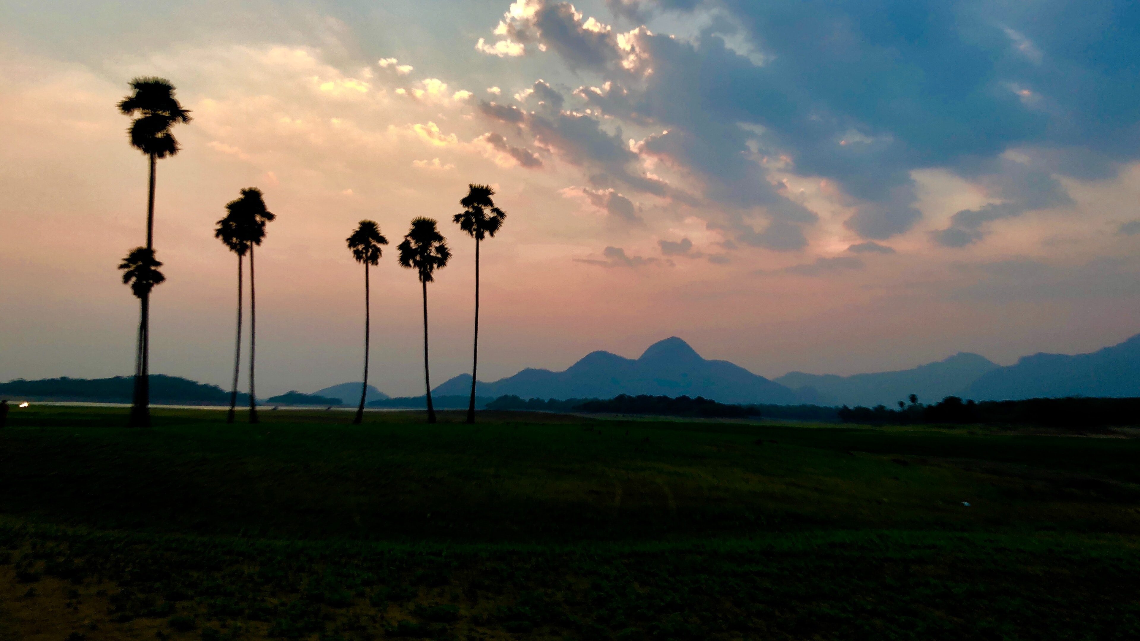 Palakkad, Siruvani Waterfall is situated in Tamil Nadu. Trekking, Tours and Travel, Hotels, Flights booking in Pikme.org