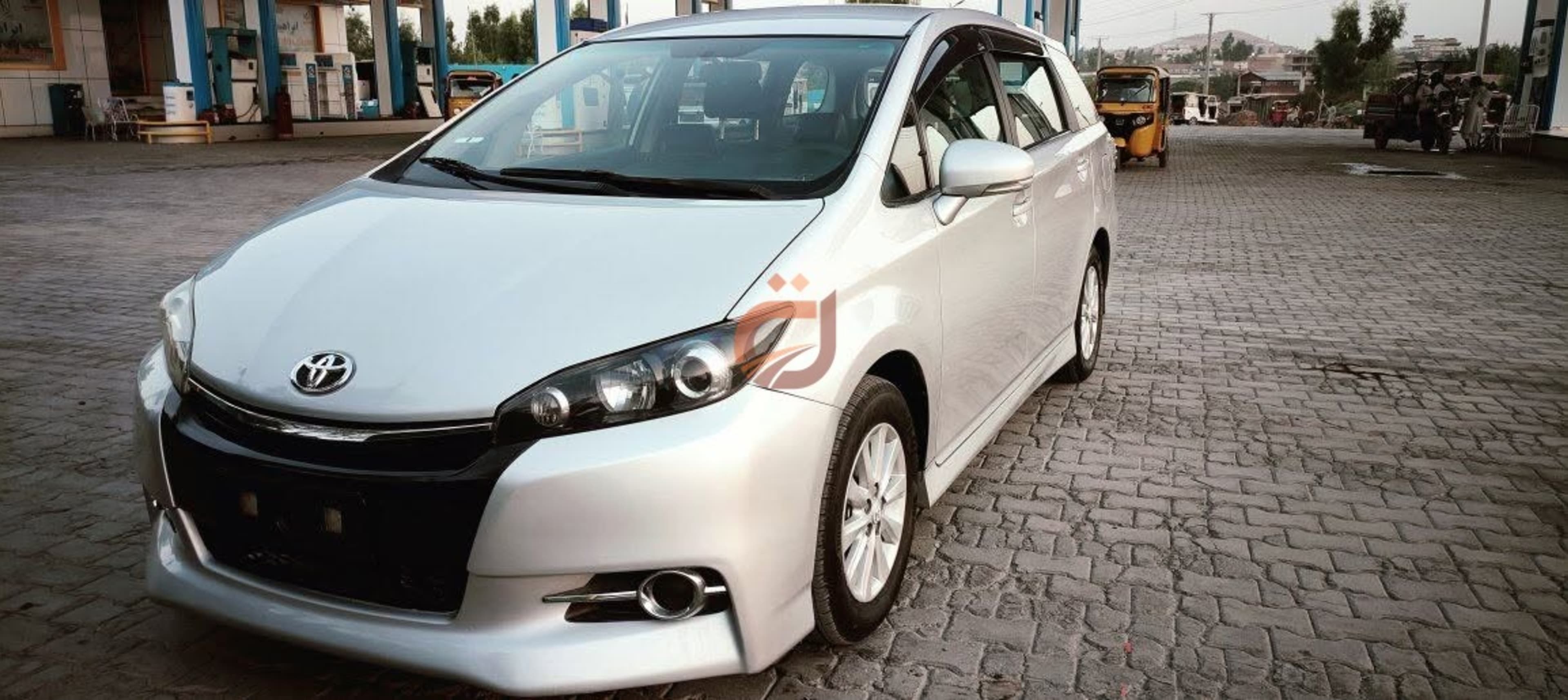 Toyota Corolla Fielder 2014