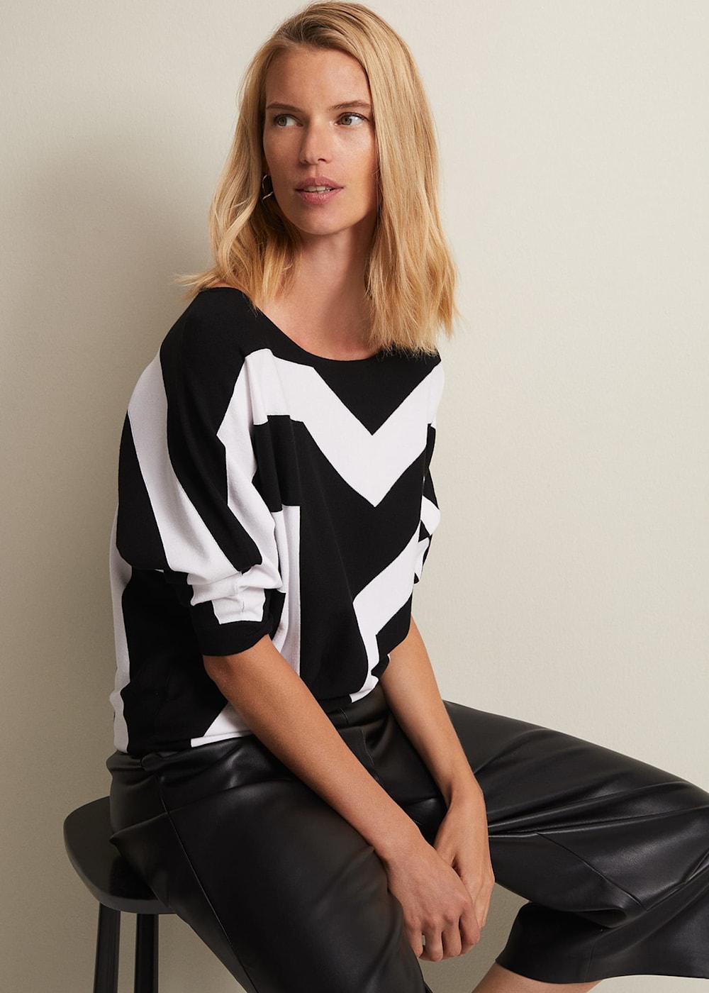 Black batwing jumper hot sale