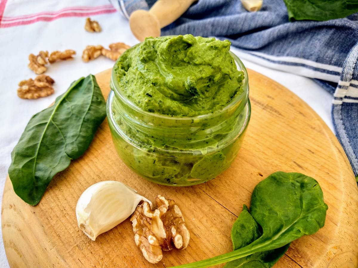 Pesto de espinacas y nueces