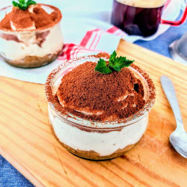 Vasitos de tiramisú exprés