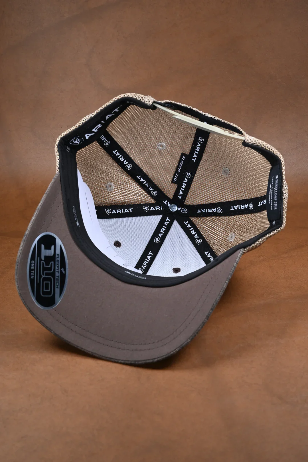 ARIAT thumbnail 3