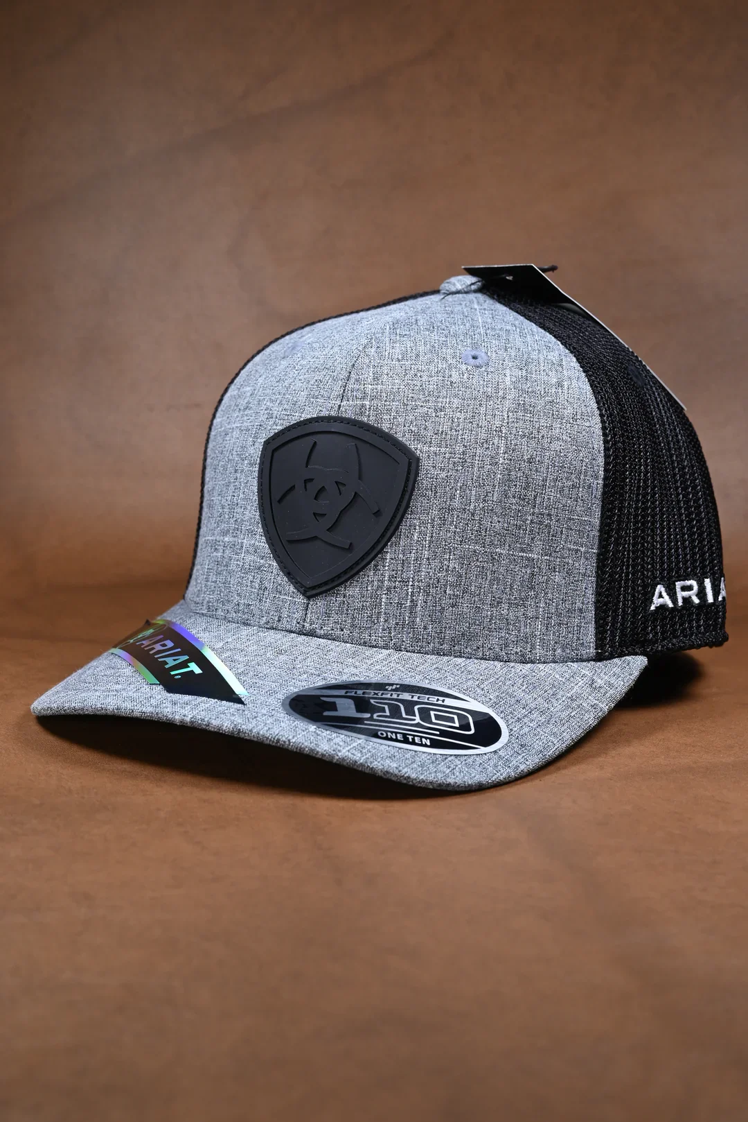 ARIAT A025