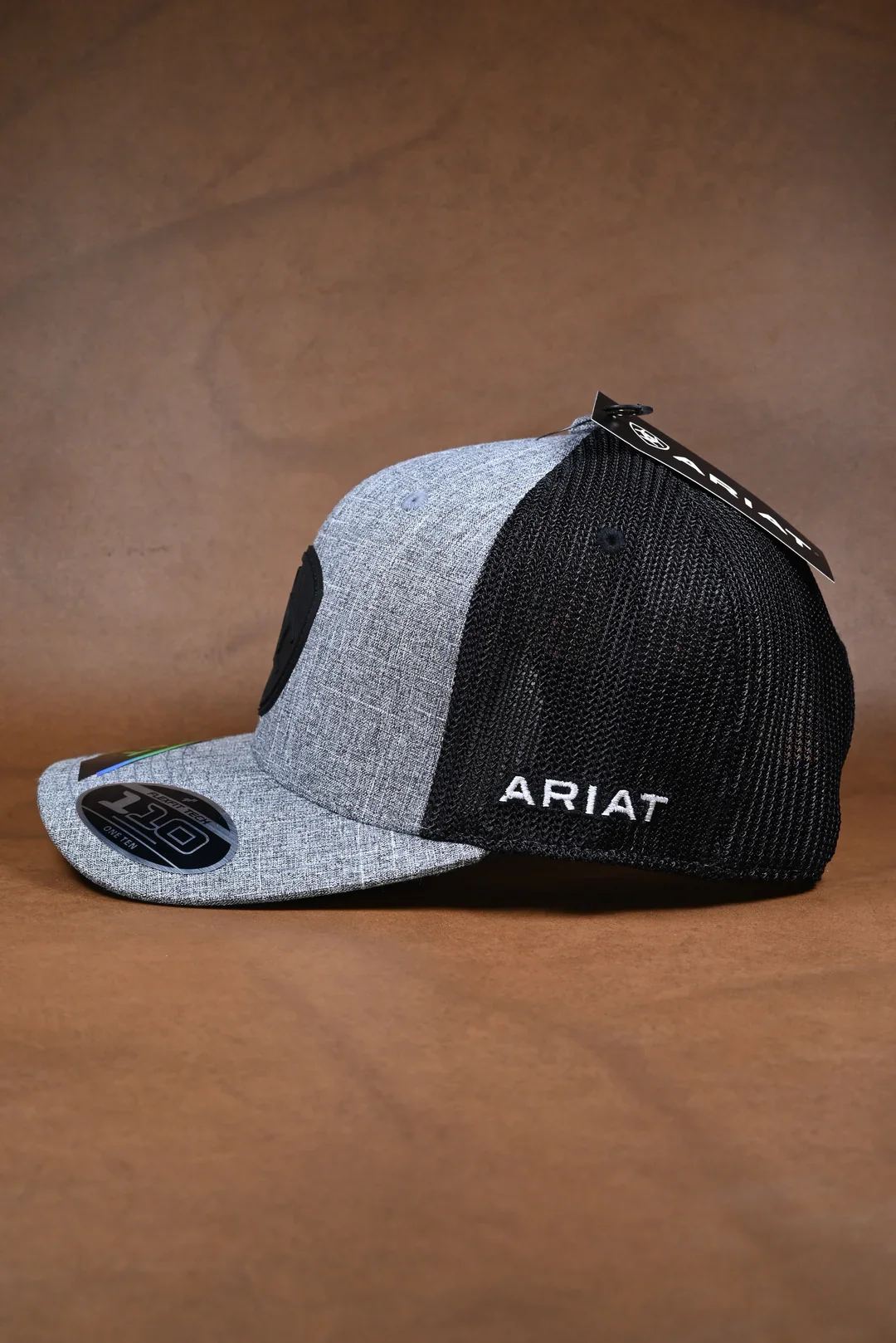 ARIAT A025 thumbnail 2