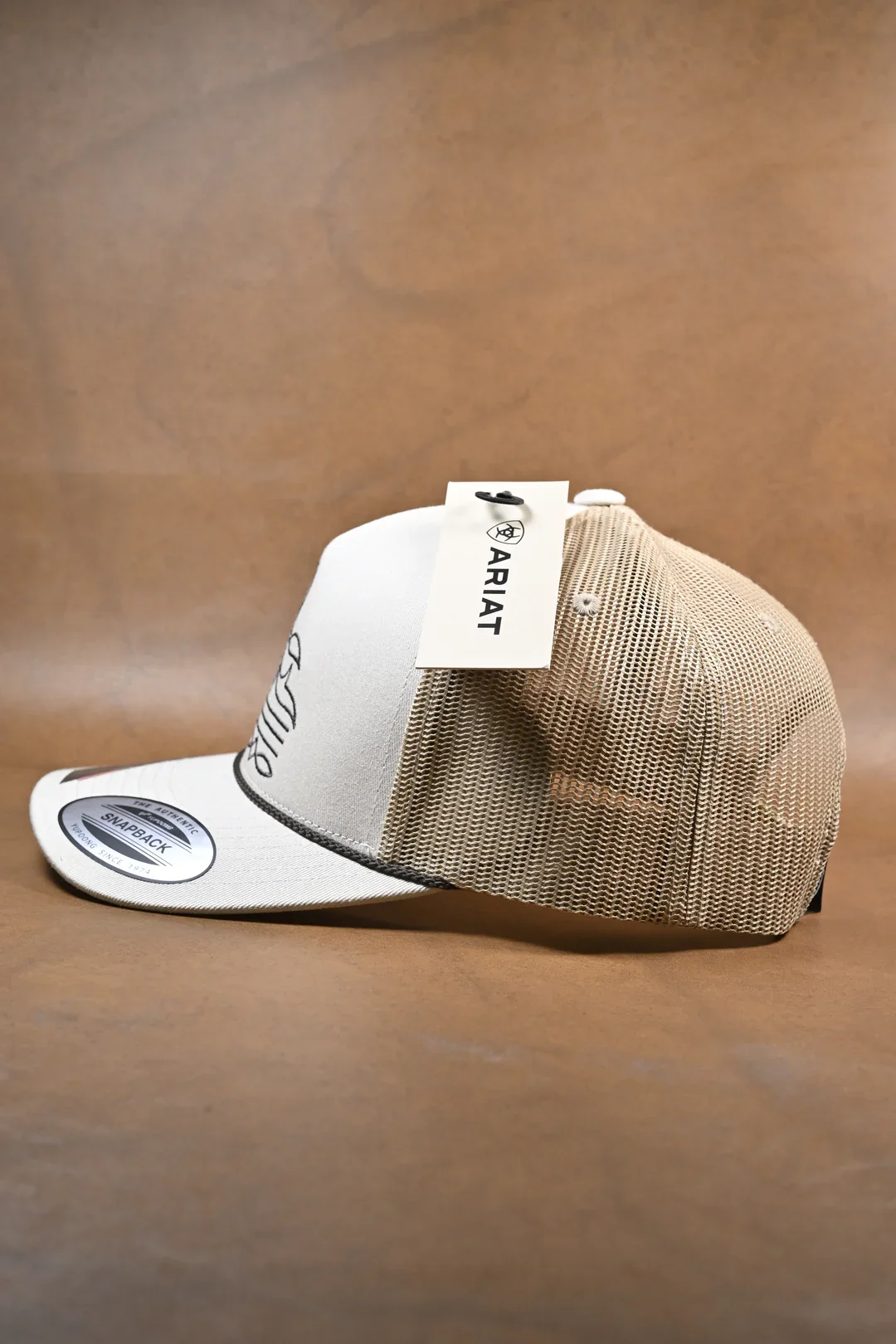 ARIAT A027 thumbnail 2