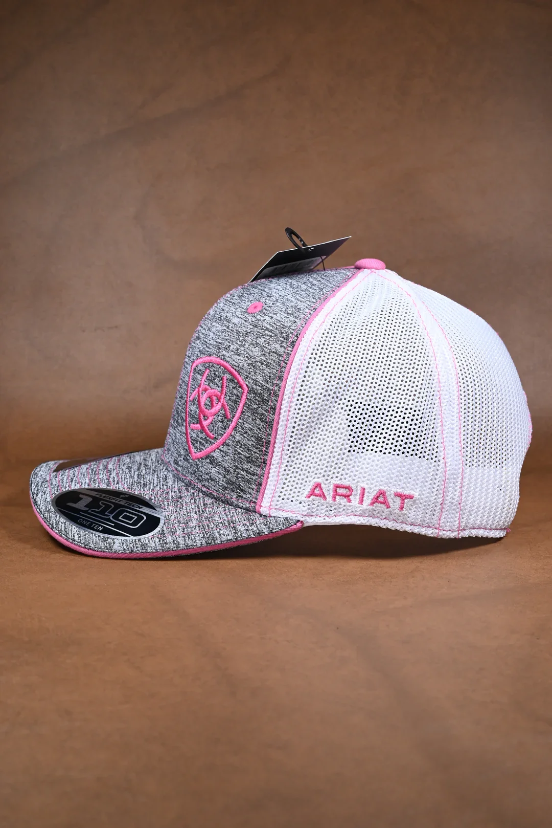 ARIAT A031 thumbnail 2