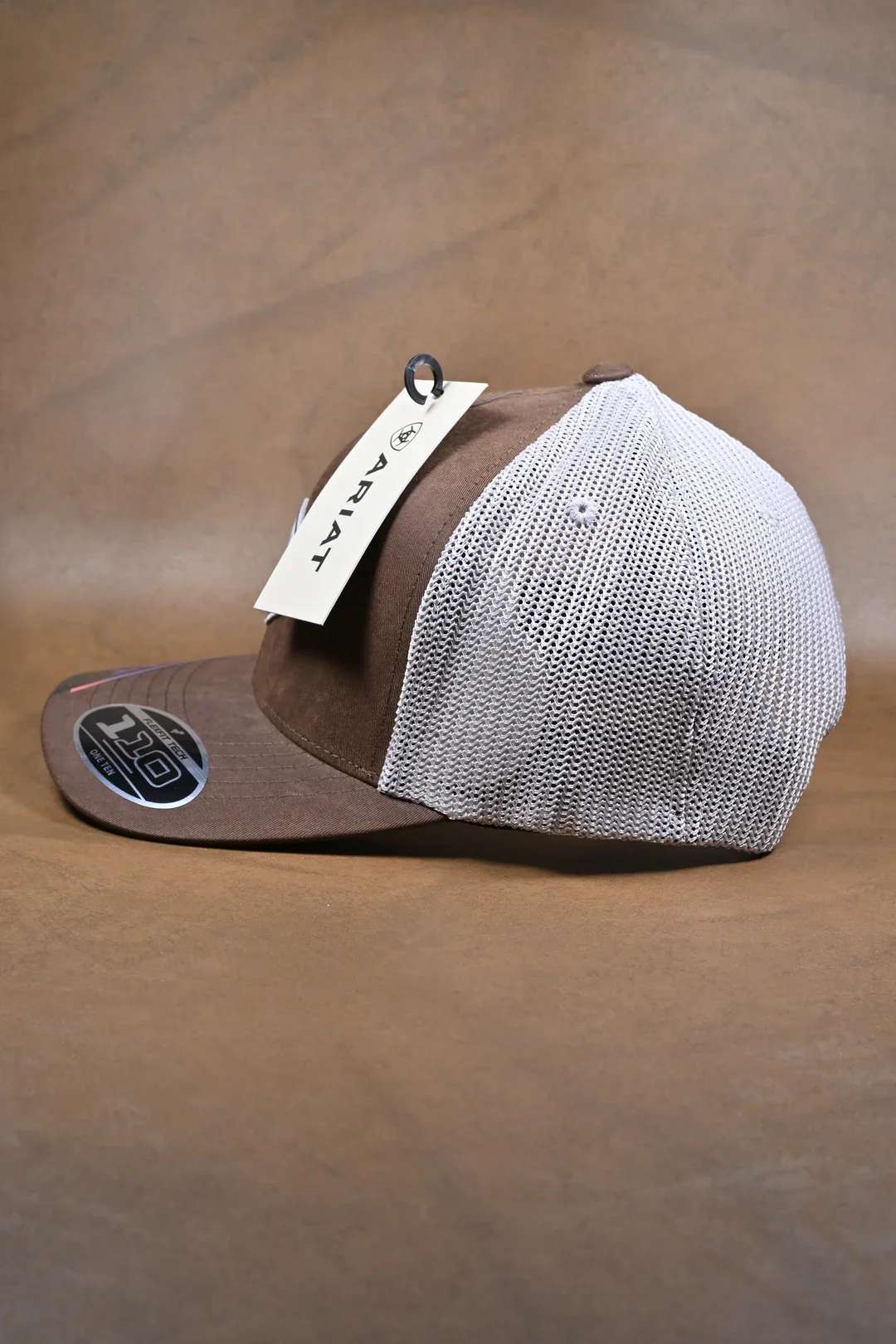 ARIAT A034 thumbnail 2