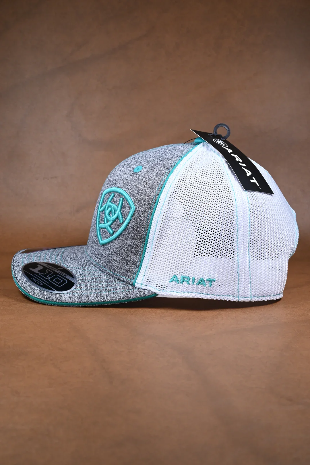 ARIAT A042 thumbnail 2